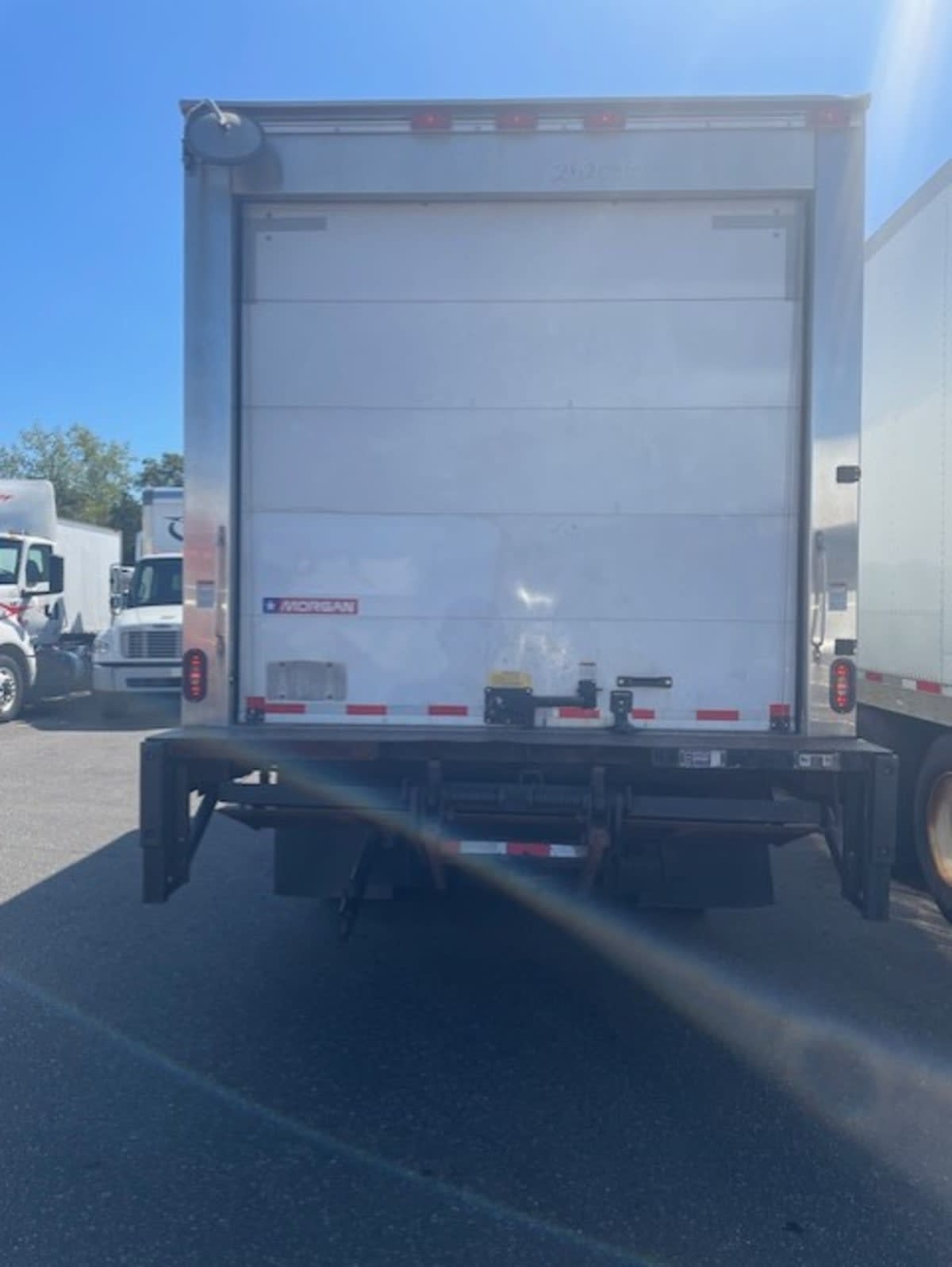 2020 Isuzu NQR 252086