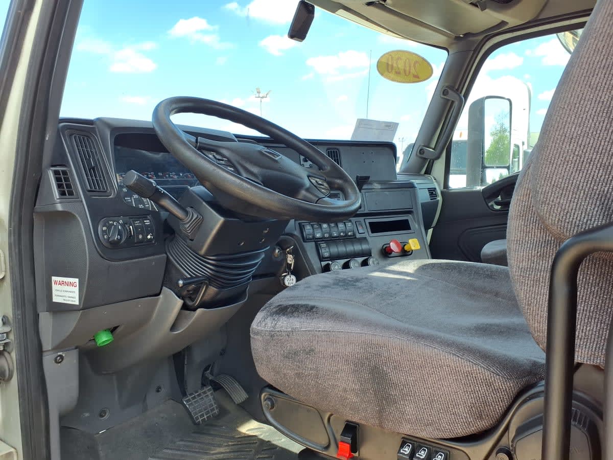 2020 Navistar International LT625 DAYCAB T/A 252163