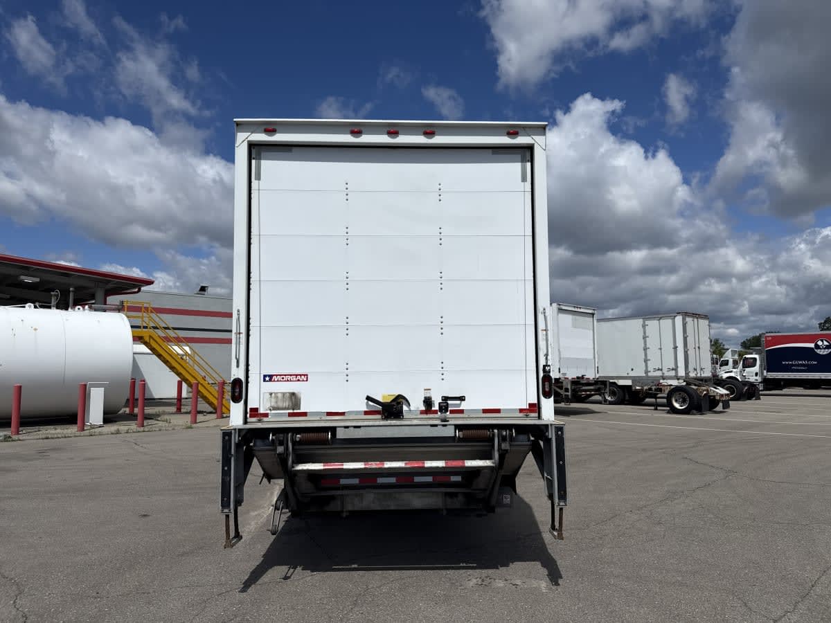 2020 Freightliner M2 106 in Taylor, MI — photo 5