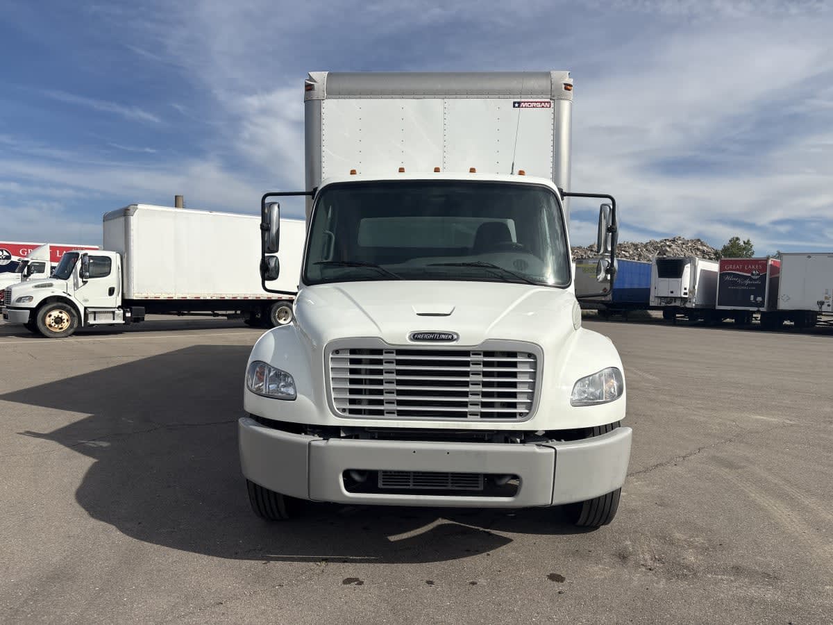 2020 Freightliner M2 106 in Taylor, MI — photo 2