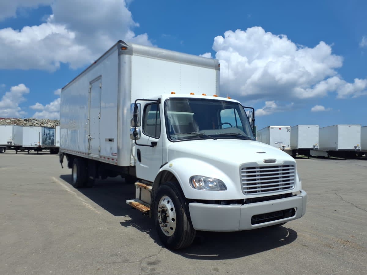 2020 Freightliner M2 106 in Taylor, MI — photo 3