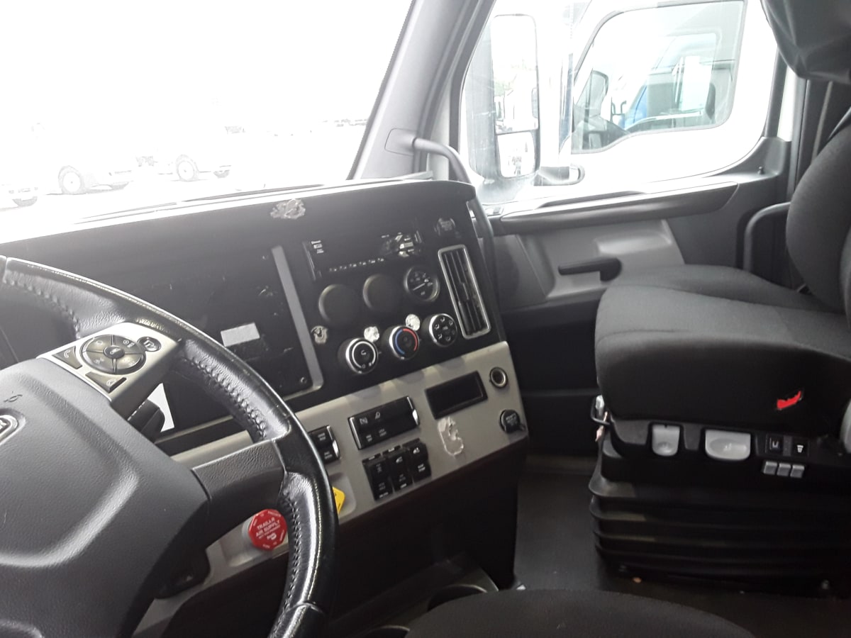 2020 Freightliner/Mercedes NEW CASCADIA PX12664 252384