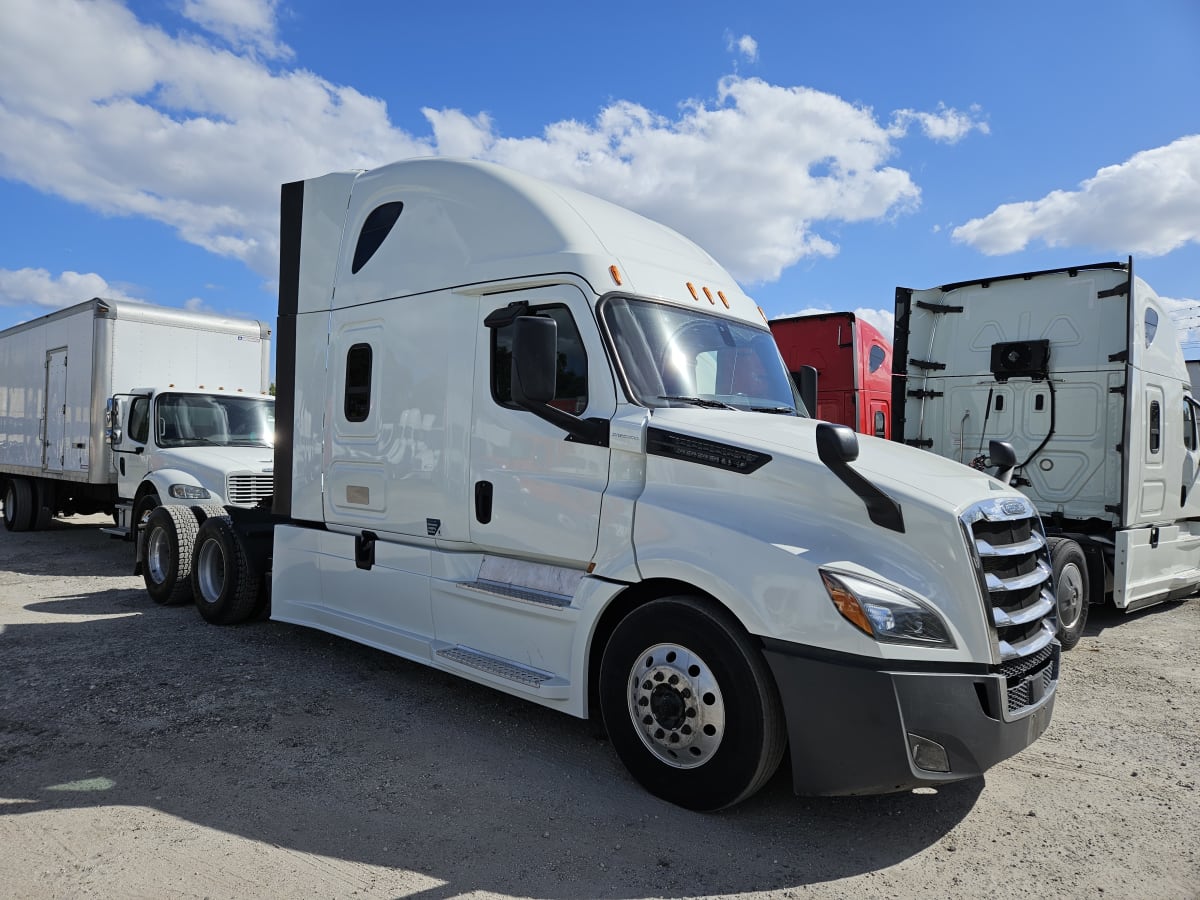 2020 Freightliner/Mercedes NEW CASCADIA PX12664 252389