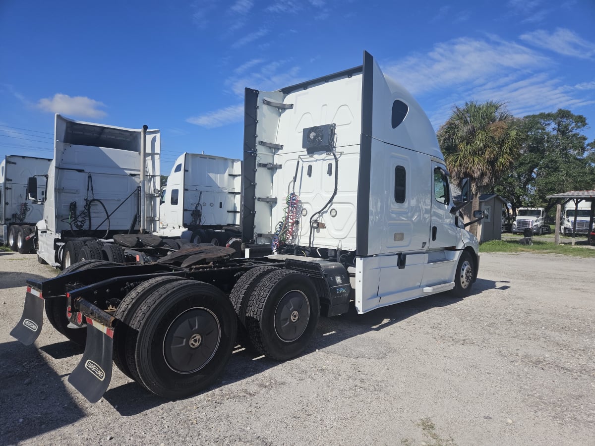 2020 Freightliner/Mercedes NEW CASCADIA PX12664 252393