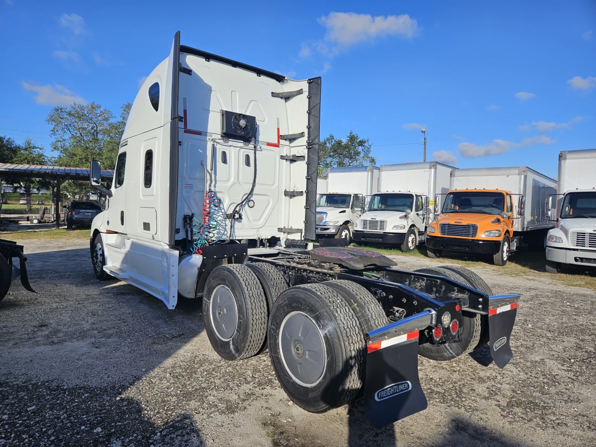 2020 Freightliner/Mercedes NEW CASCADIA PX12664 252402