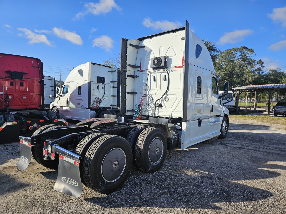 2020 Freightliner/Mercedes NEW CASCADIA PX12664 252402