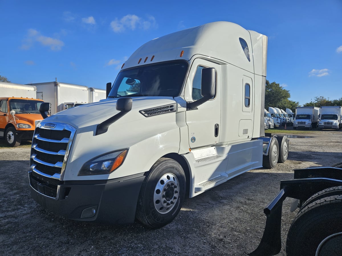 2020 Freightliner/Mercedes NEW CASCADIA PX12664 252402