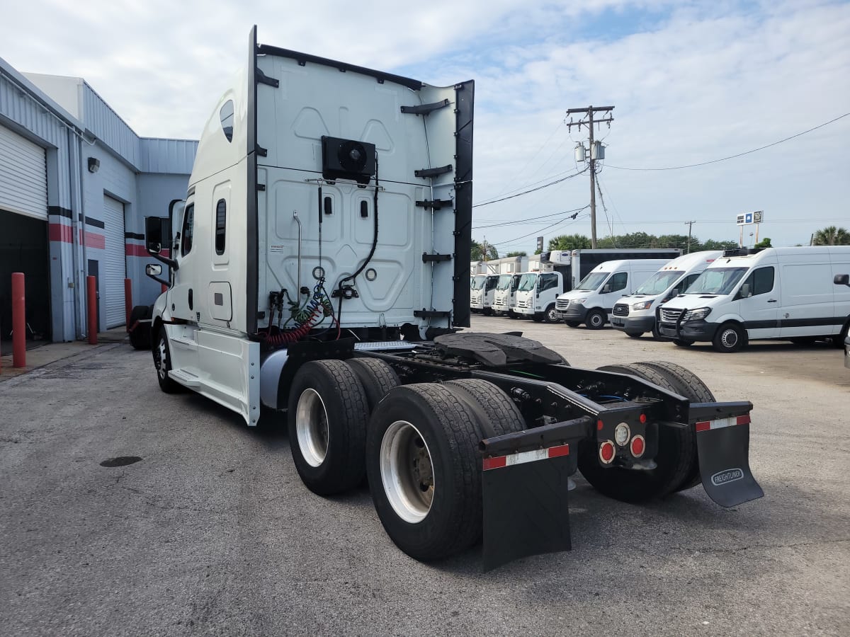 2020 Freightliner/Mercedes NEW CASCADIA PX12664 252414