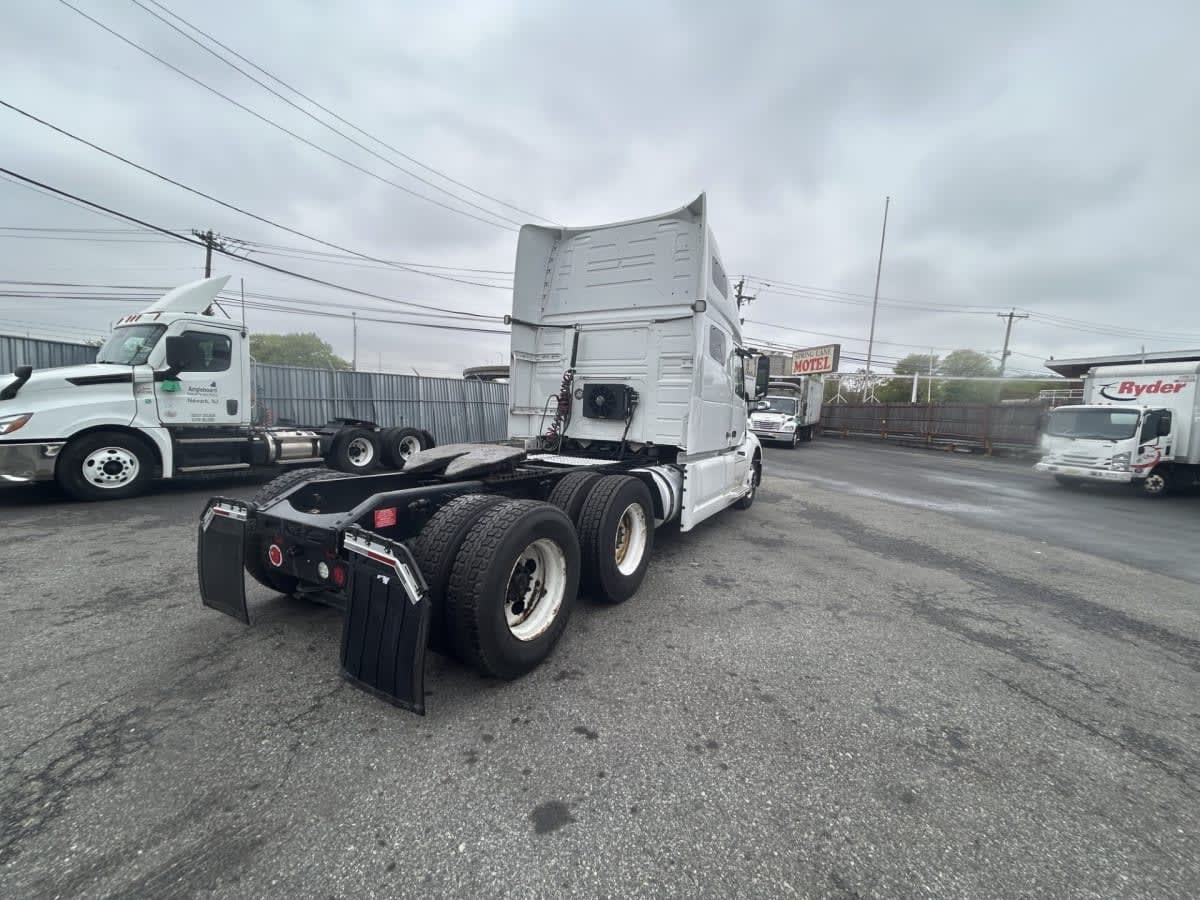 2020 Volvo in Kearny, NJ — photo 4