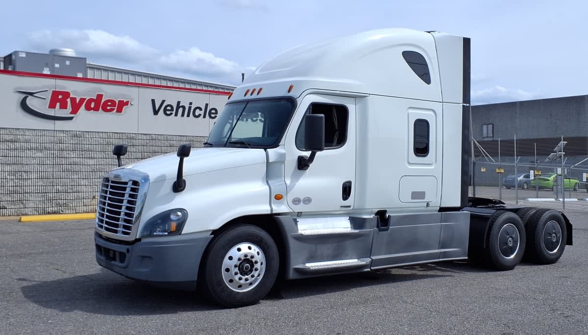 2020 Freightliner Cascadia in Memphis, TN