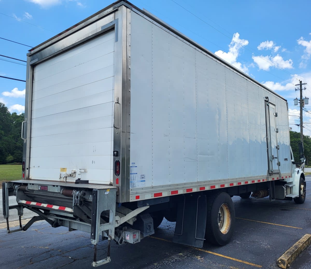 2020 Freightliner M2 106 in Jacksonville, FL — photo 4