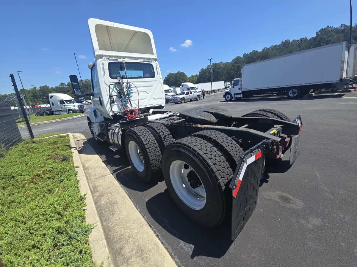 2020 International LT in Atlanta, GA — photo 6