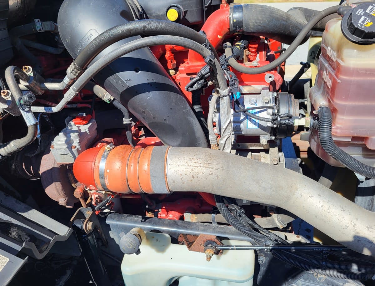 2020 International - image 12