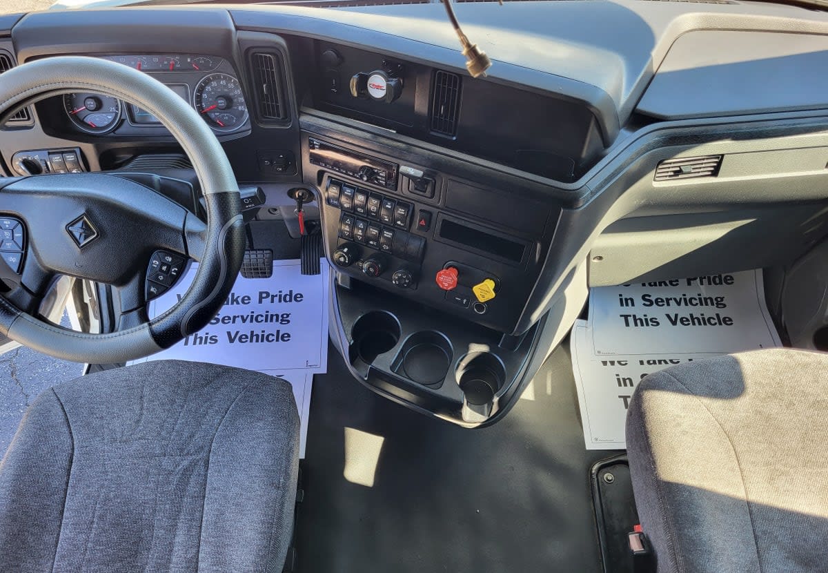 2020 International - image 7