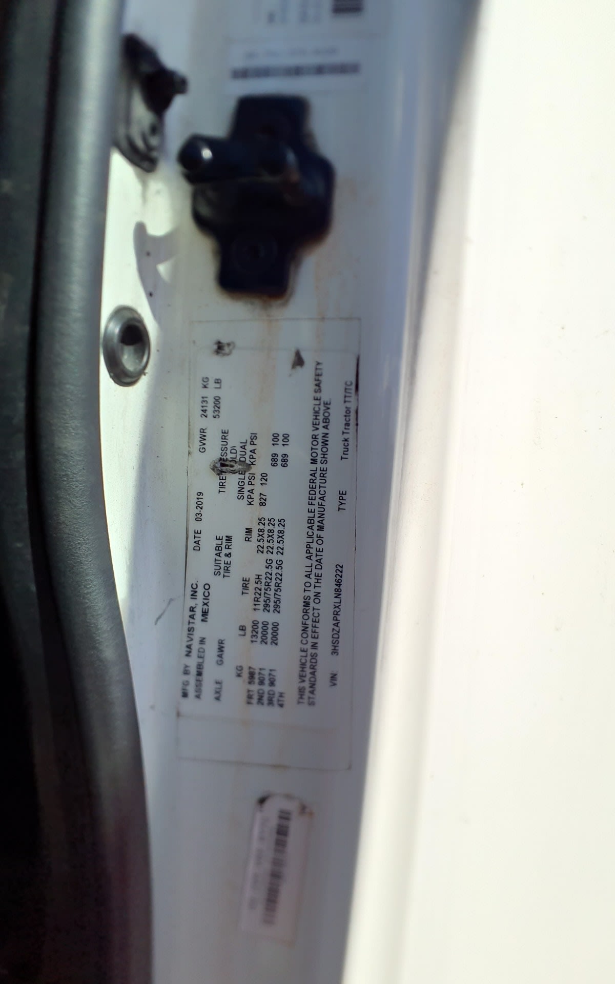 2020 International - image 13