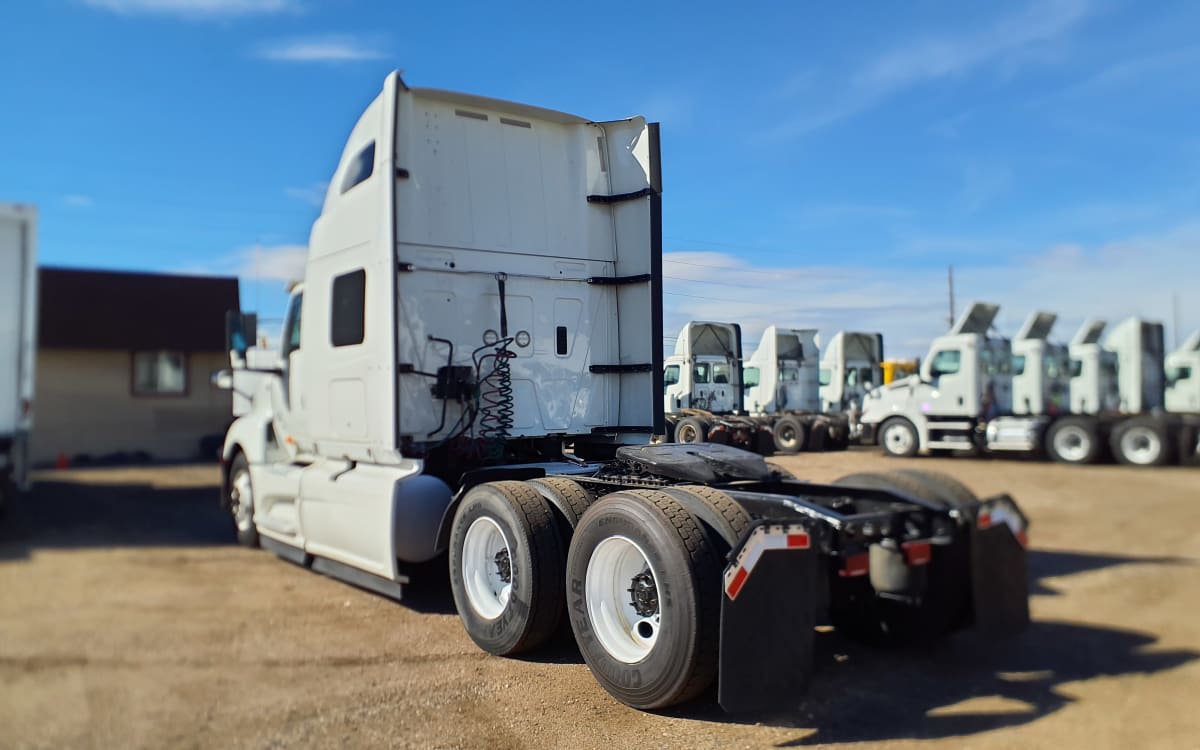 2020 International - image 6