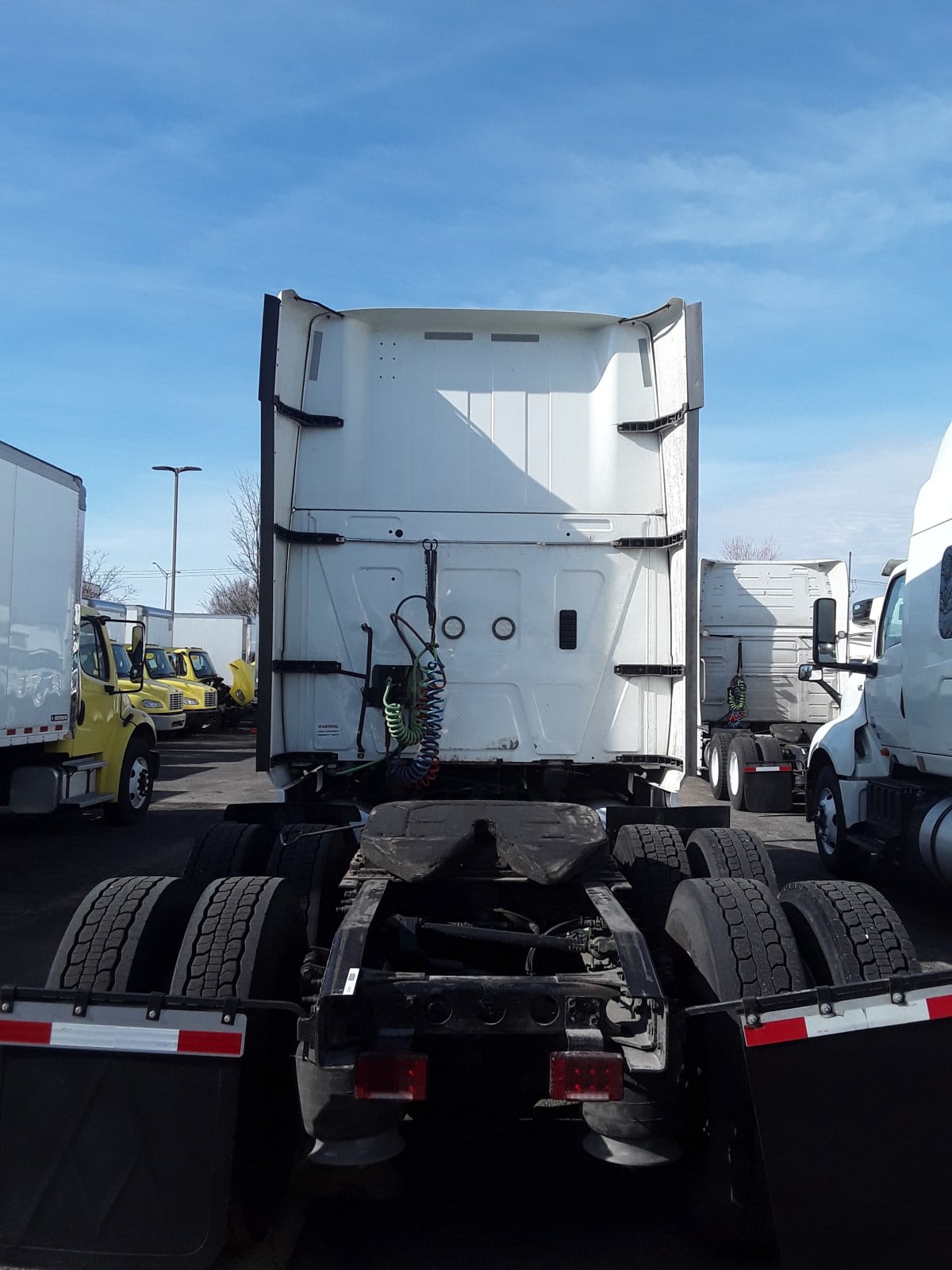 2020 Navistar International LT625 SLPR CAB 252692