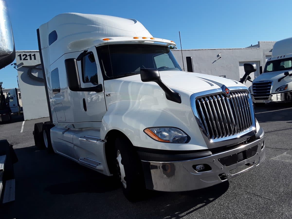 2020 Navistar International LT625 SLPR CAB 252716