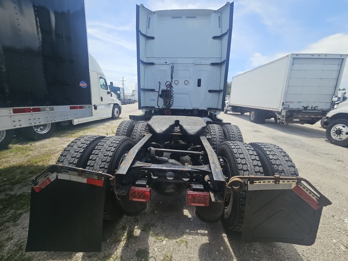 2020 Navistar International LT625 SLPR CAB 252720