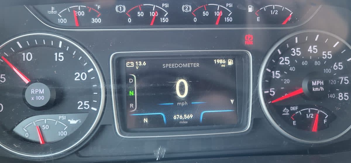 2020 International - image 12