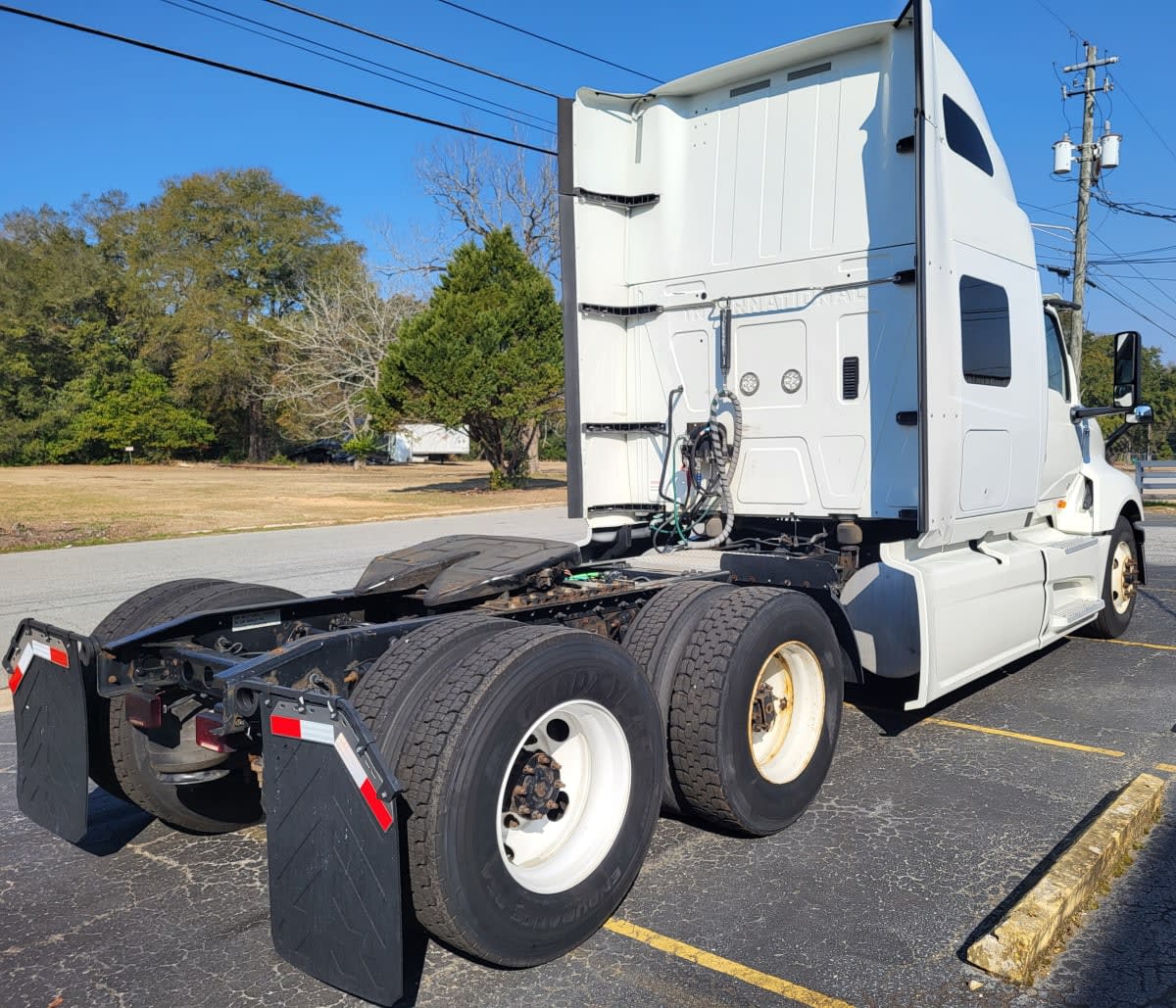 2020 International - image 4