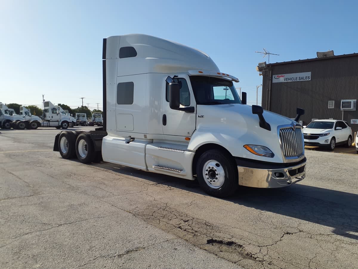 2020 Navistar International LT625 DAYCAB T/A 252787