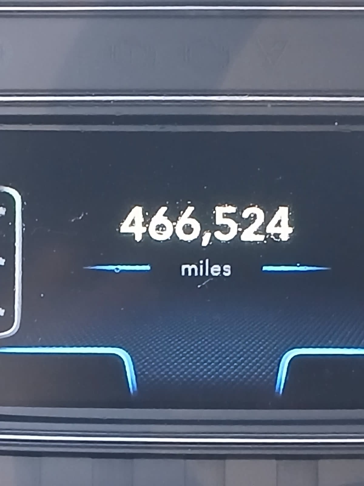 2020 International - image 13