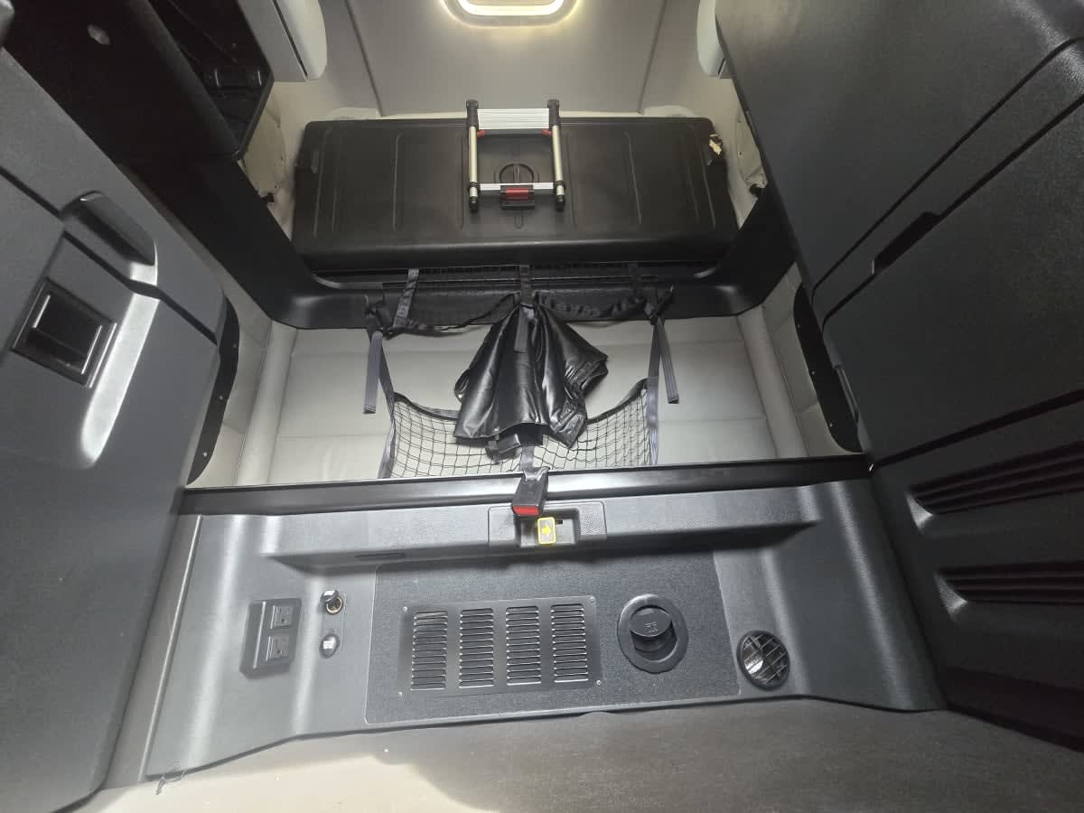 2021 Freightliner - image 8