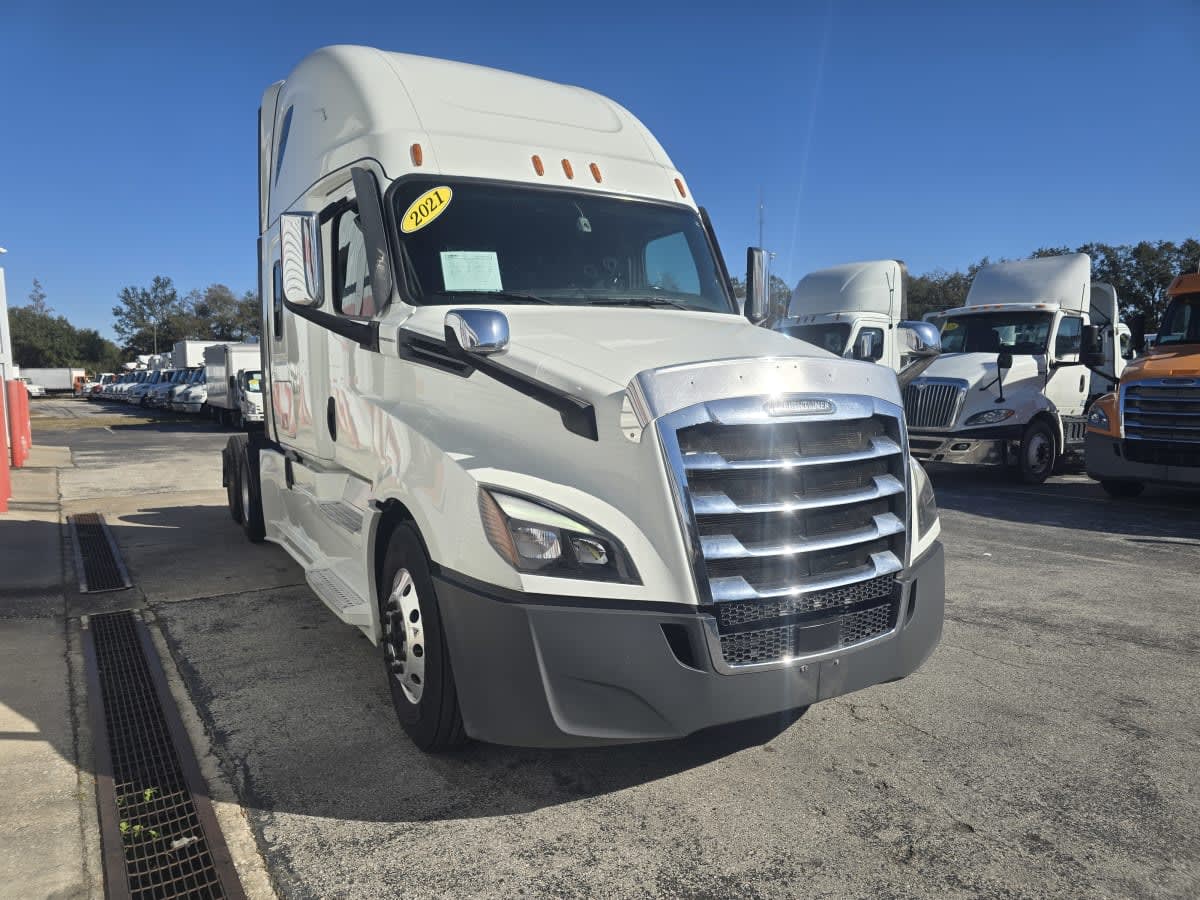 2021 Freightliner - image 1