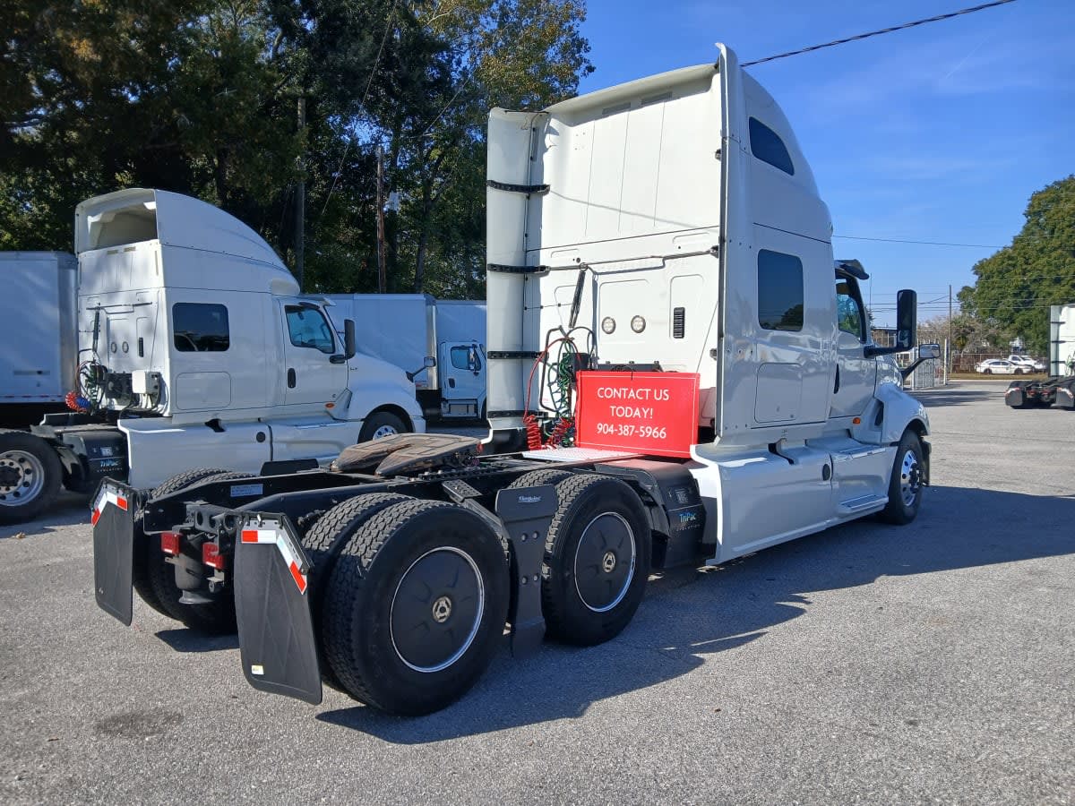 2020 International - image 4