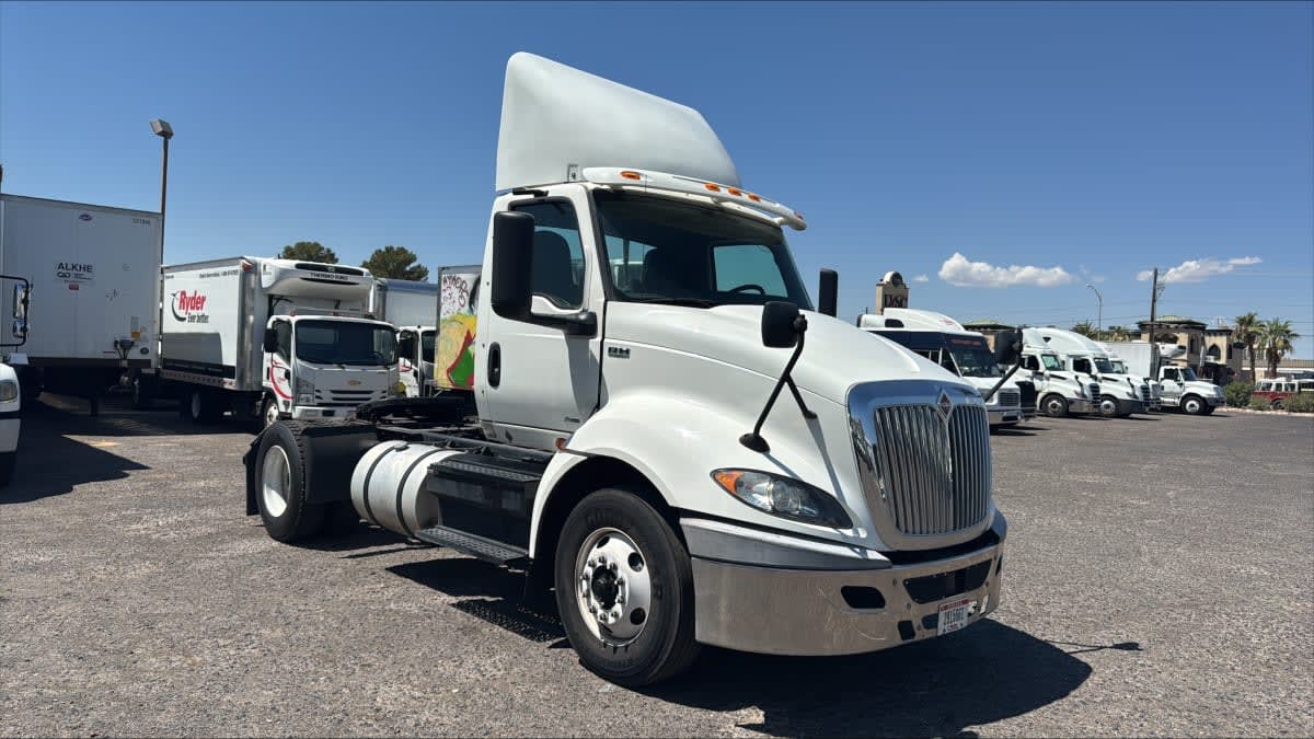 2020 Navistar International RH613 DAYCAB S/A 253784 2020 Navistar International RH613 DAYCAB S/A 253784