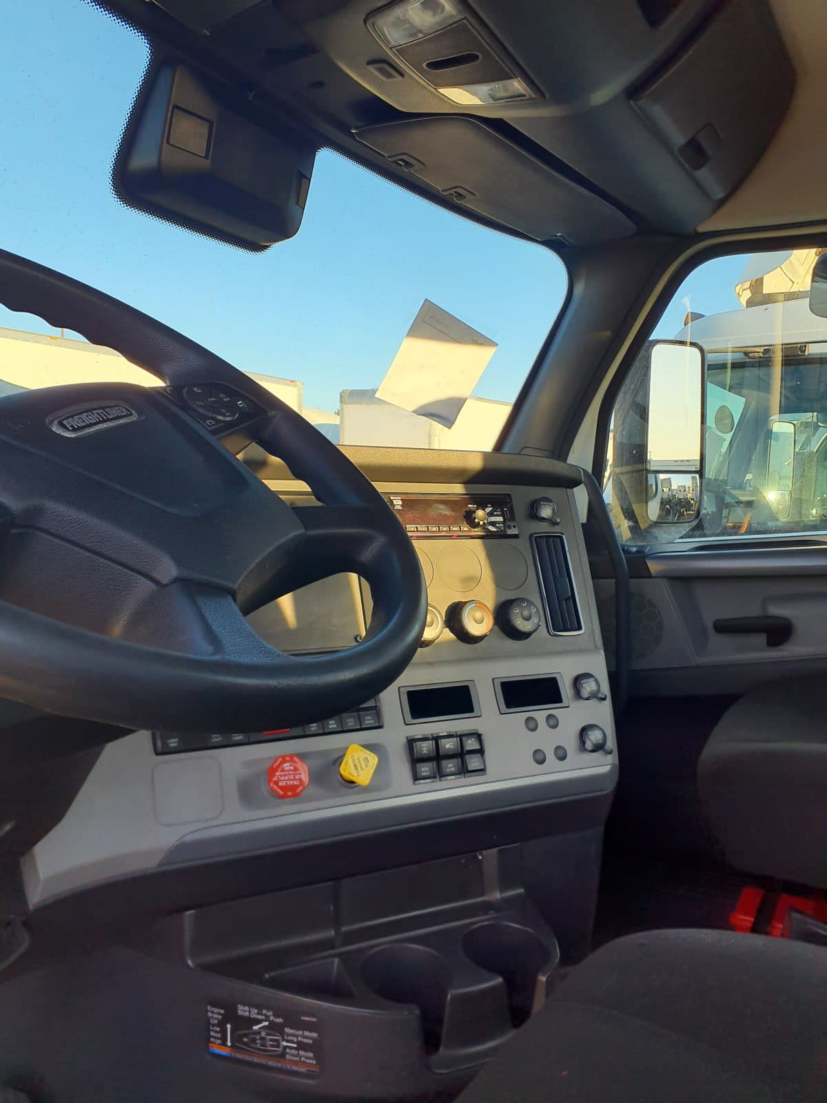 2021 Freightliner/Mercedes NEW CASCADIA PX12664 256009