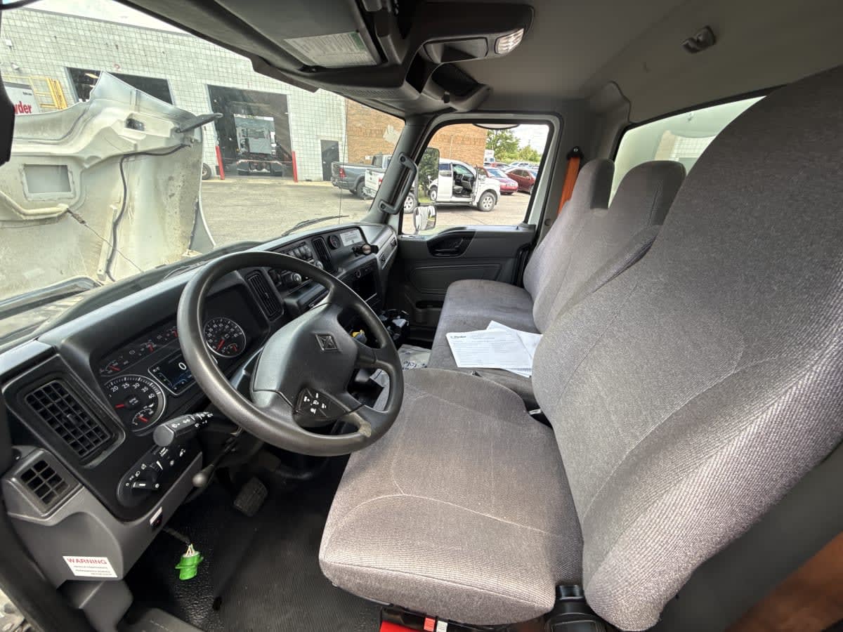 2020 Navistar International MV607 (4X2) 256026
