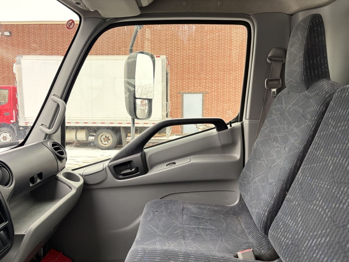 2019 Hino HINO 195 256047