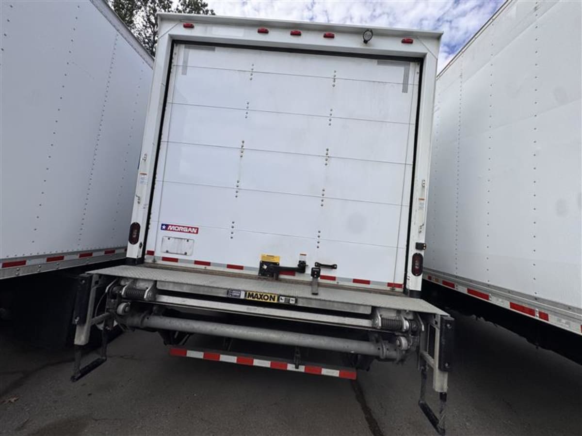 2020 Freightliner/Mercedes M2 106 256087