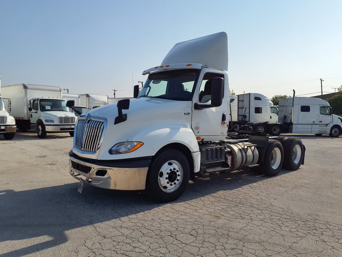 2020 Navistar International LT625 DAYCAB T/A 256534