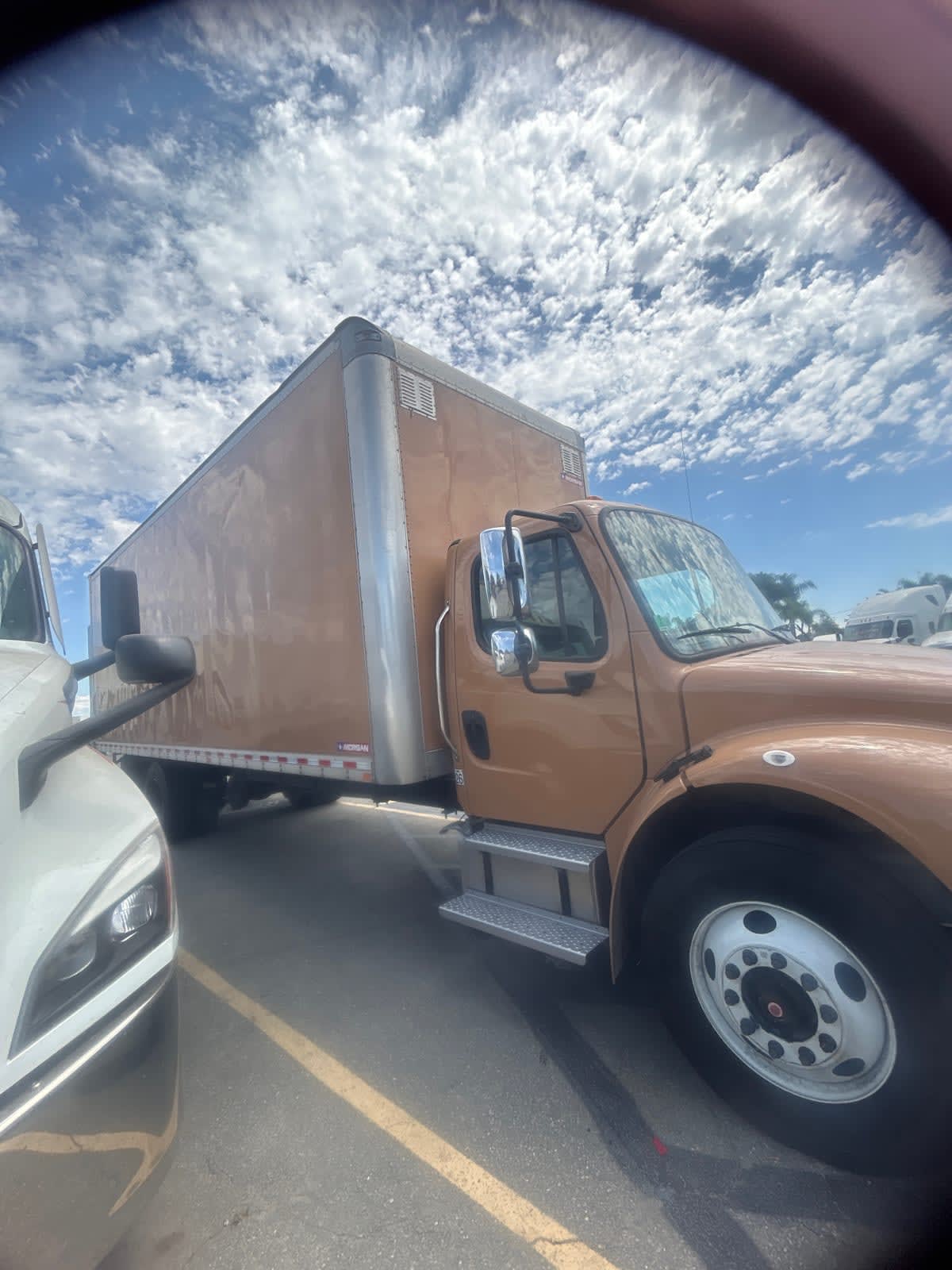 2021 Freightliner/Mercedes M2 106 257056