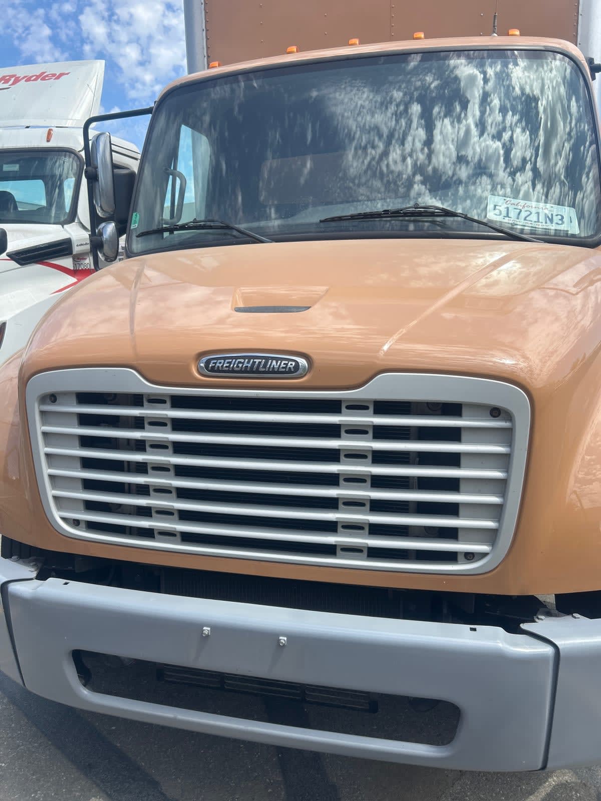 2021 Freightliner/Mercedes M2 106 257056