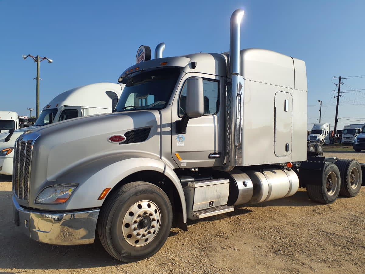 2021 Peterbilt 579 259249