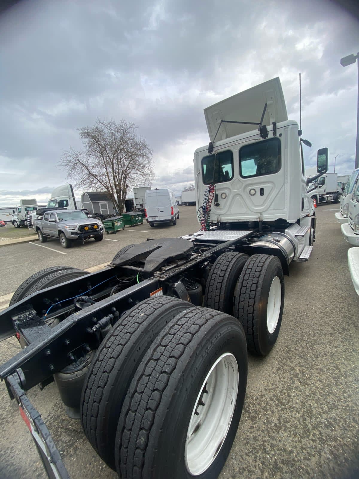 2020 Freightliner - image 4