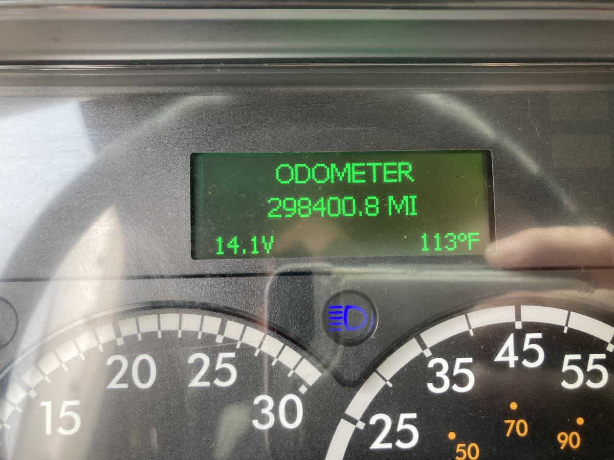 2021 Freightliner/Mercedes M2 106 259927