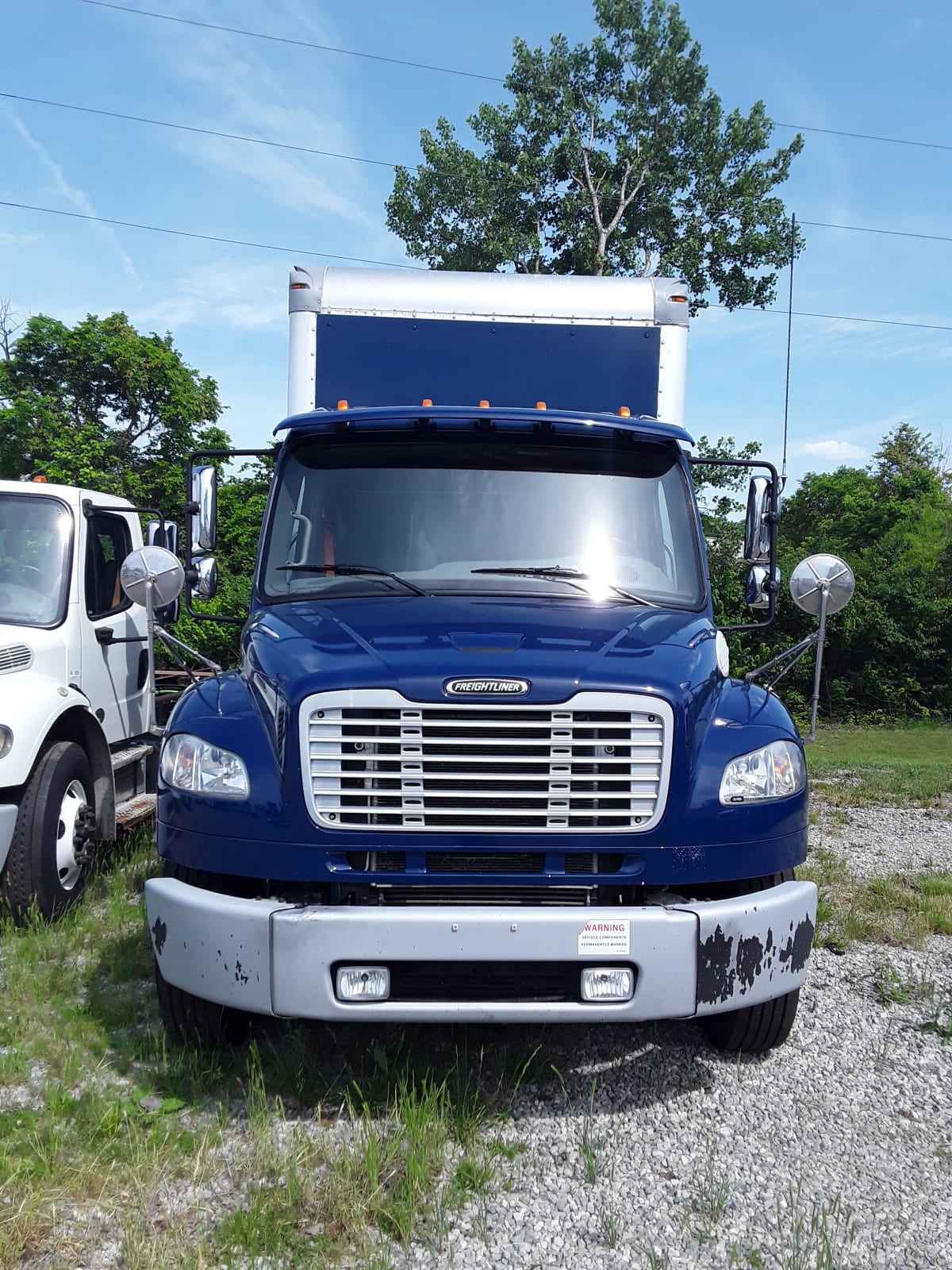 2021 Freightliner/Mercedes M2 106 261695