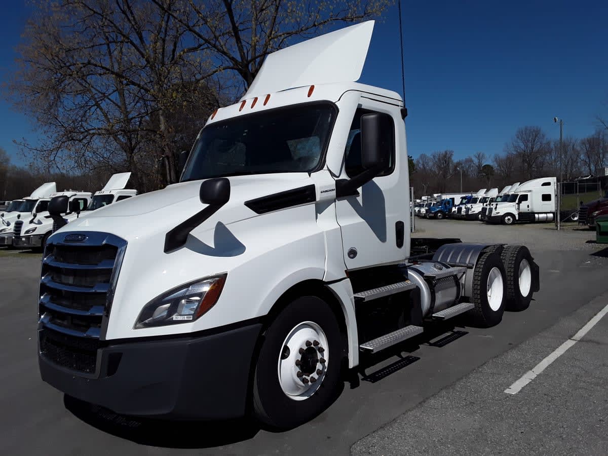 2021 Freightliner - image 1
