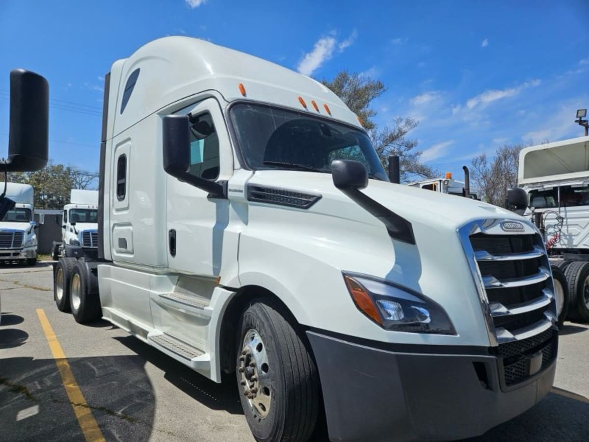 2020 Freightliner/Mercedes NEW CASCADIA PX12664 261803