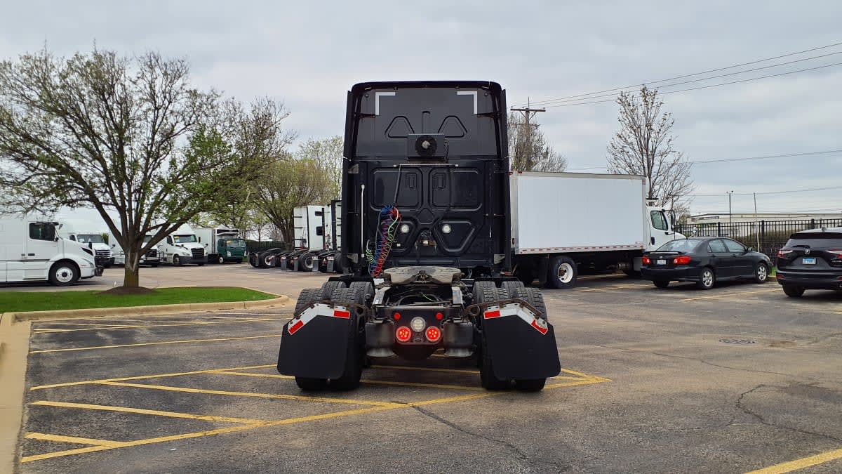 2021 Freightliner/Mercedes NEW CASCADIA PX12664 261878