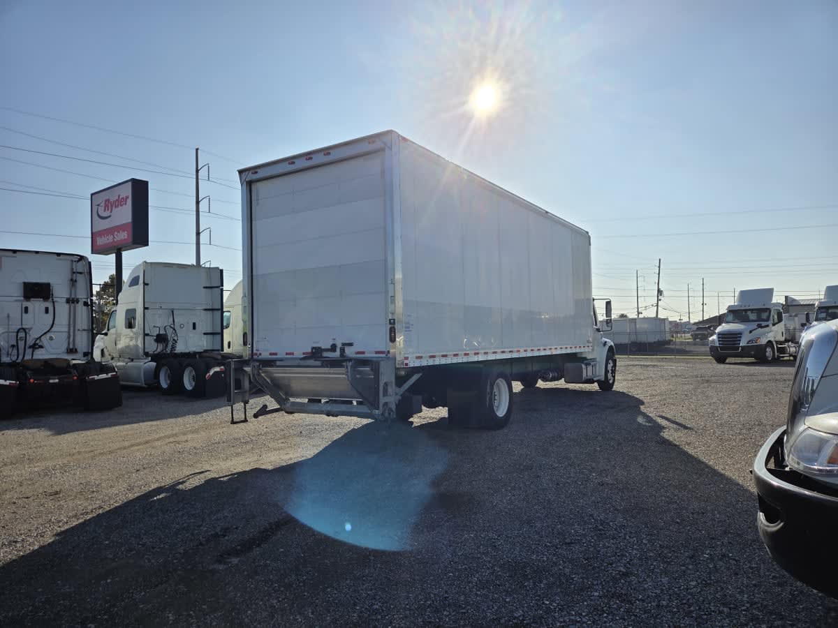 2020 Freightliner/Mercedes M2 106 261924