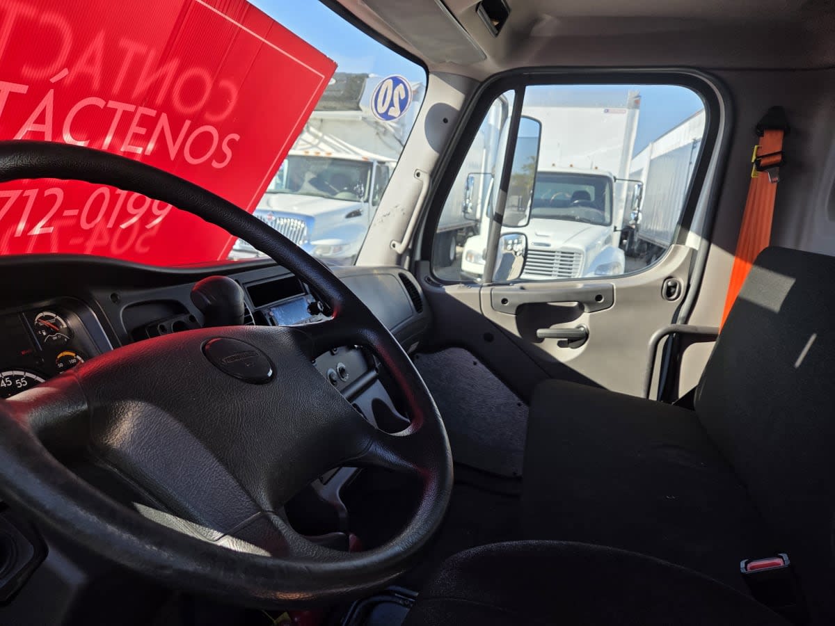 2020 Freightliner/Mercedes M2 106 261924