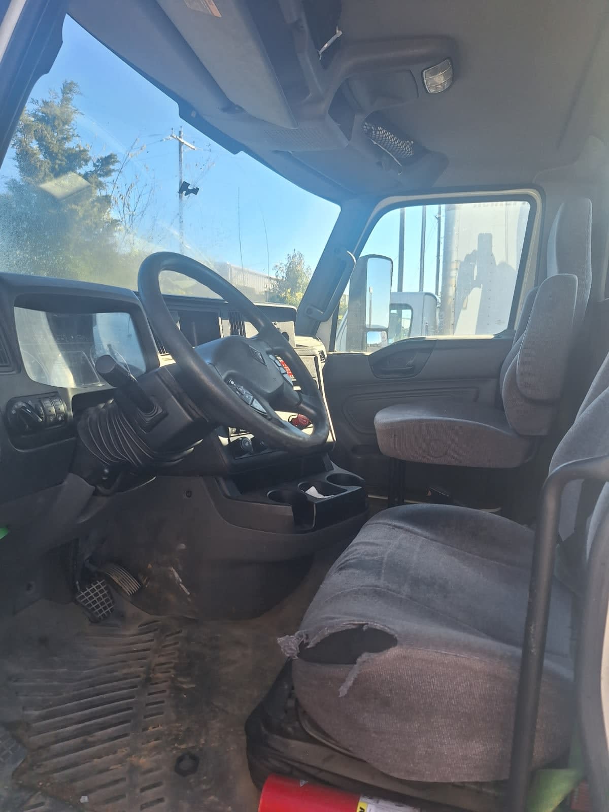 2020 Navistar International MV607 (4X2) 261983