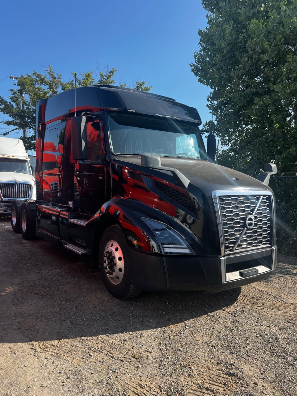 2020 Volvo VNL64T-740 262756