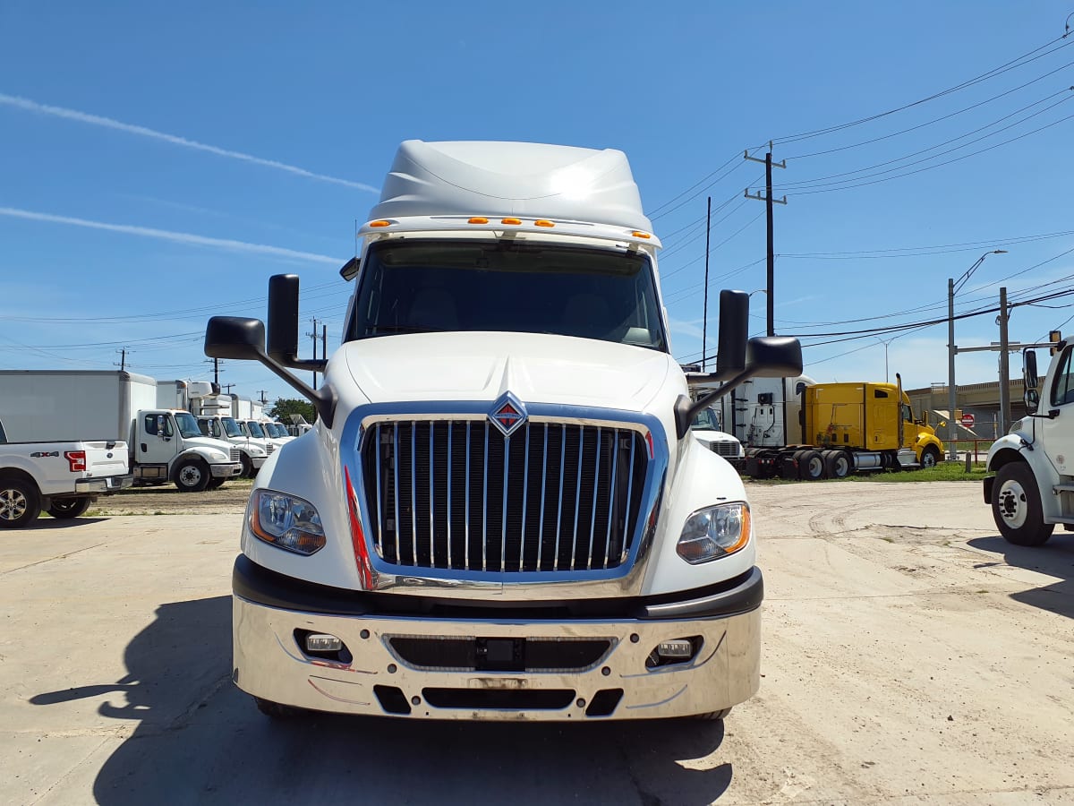 2020 Navistar International LT625 SLPR CAB 263472